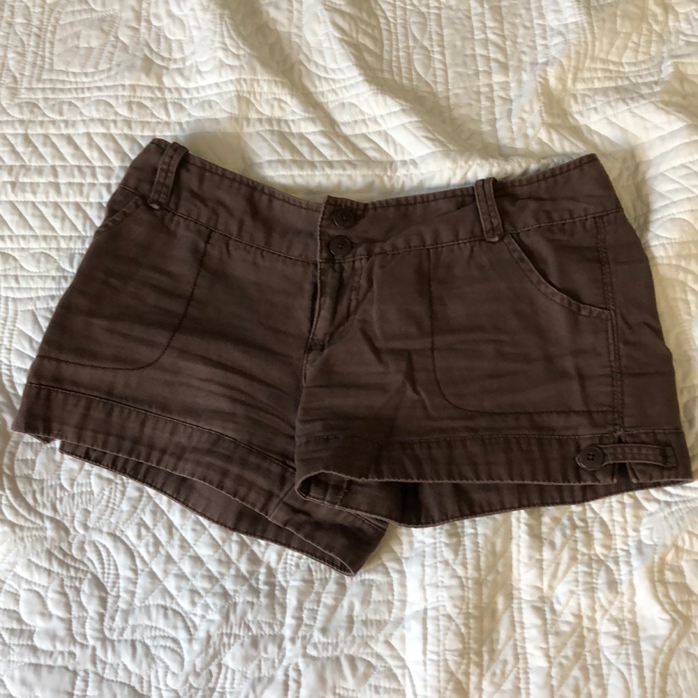 Brown shorts